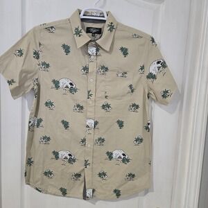 Eighty Eight Button Down short sleeve Shirt Mens Large weed 420 skulls cannabis